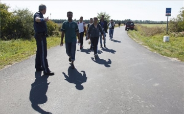 Illegális bevándorlás: Magyarország minden jogszabályt betart