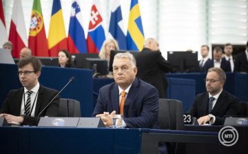 EU-elnökség - Orbán Viktor: azért jöttem, hogy ébresztőt fújjak